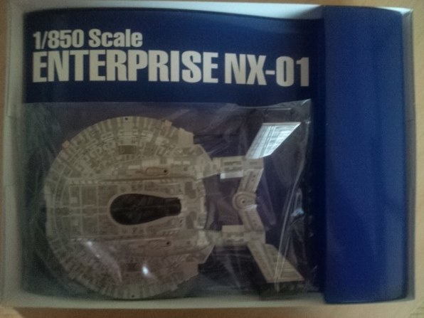BANDAI 1/850 スタートレック エンタープライズ NX-01投稿画像・動画