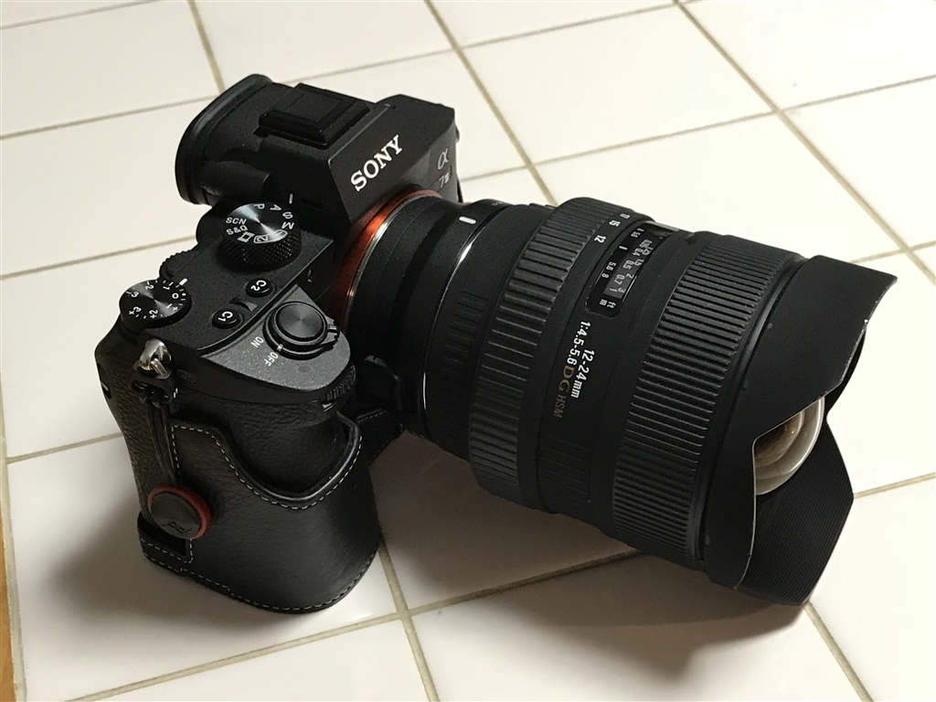 価格.com - 『α7III装着時のバランスは大きさ、重さ、共に非常に良好に