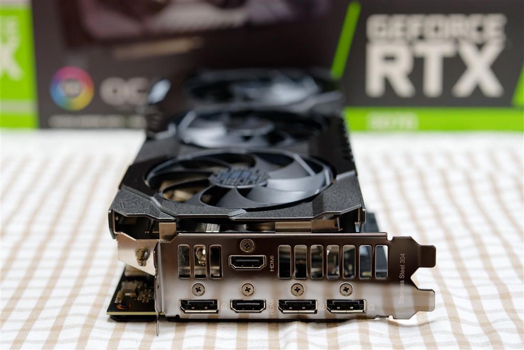 価格.com - 『出力端子はHDMI×2、DisplayPort×3。』ASUS TUF-RTX3070