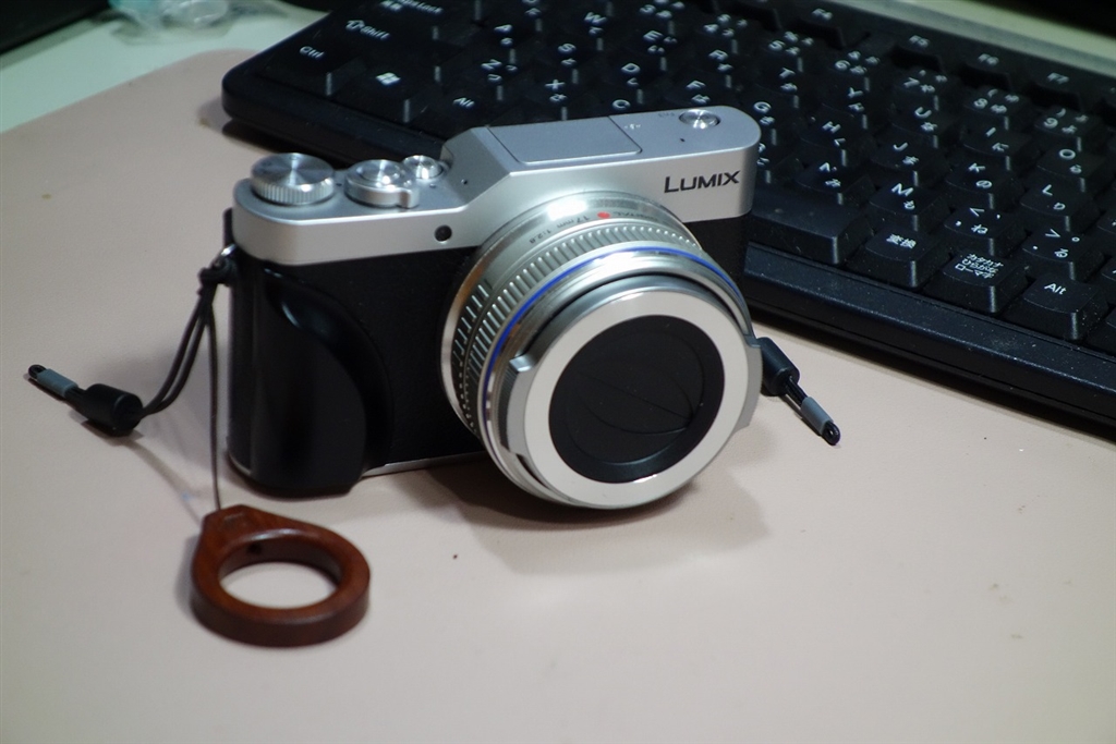 価格.com - 『自動開閉レンズキャップの有無が使い勝手に大きな影響を