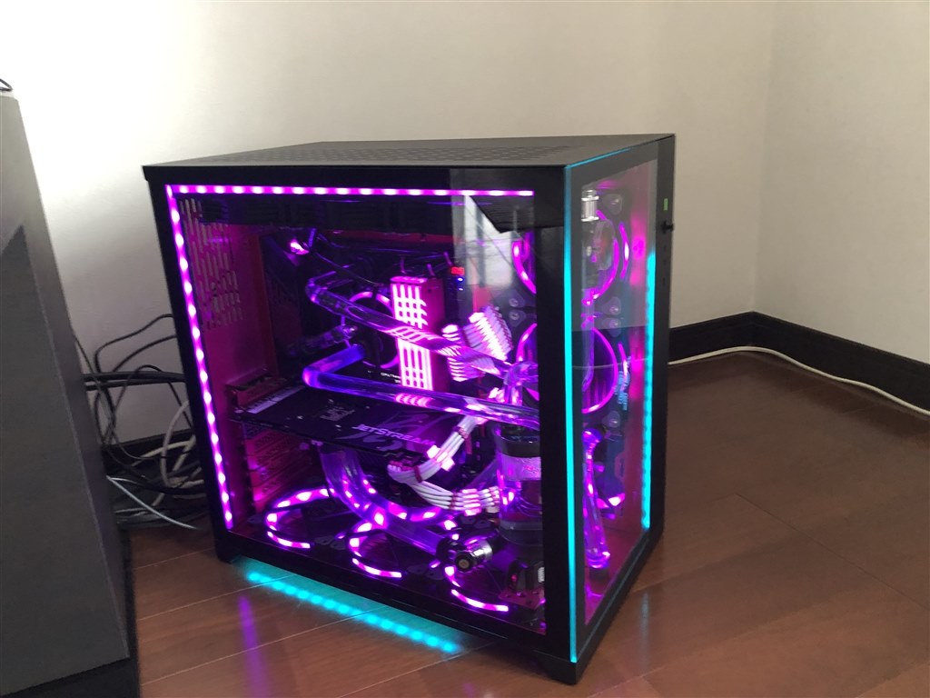 時間をかけて組んでみました』 LIAN LI O11 DYNAMIC RAZER Edition