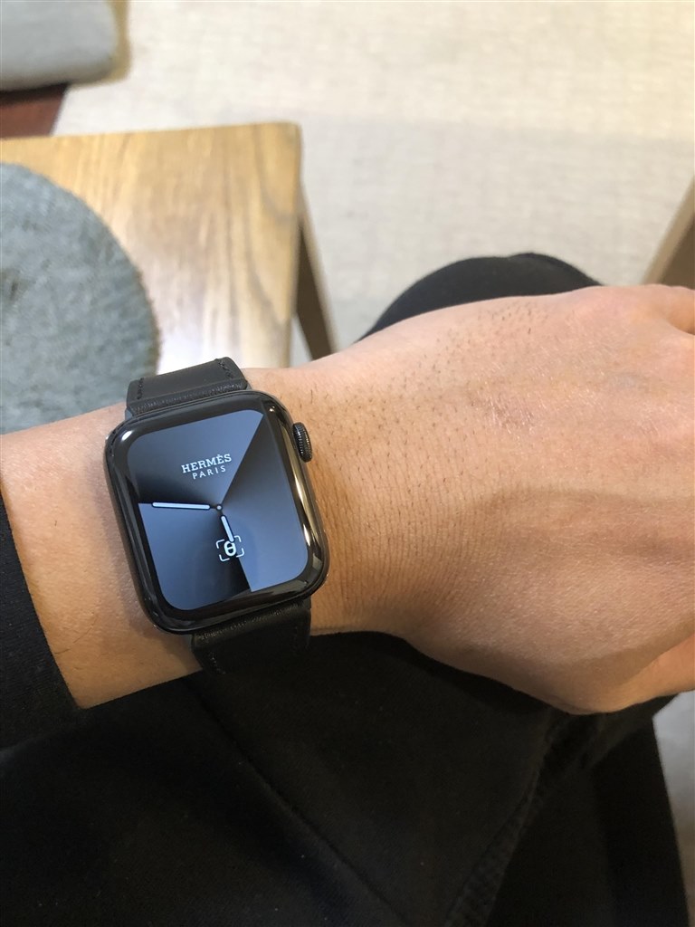 ブラック限定の文字盤が最高にかっこいい』 Apple Apple Watch Hermes