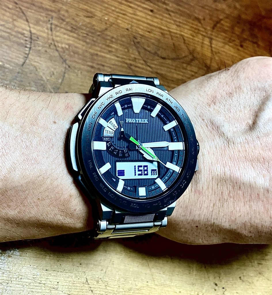 フォーマルでも使用出来る、大人なデザイン。』 カシオ プロトレック