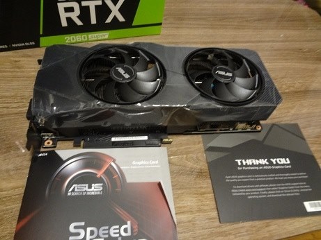 冷えは良いし、HDMI2個DP2個』 ASUS DUAL-RTX2060S-O8G-EVO [PCIExp