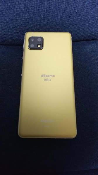 シャープ AQUOS sense5G SH-53A docomo [オリーブシルバー]投稿画像