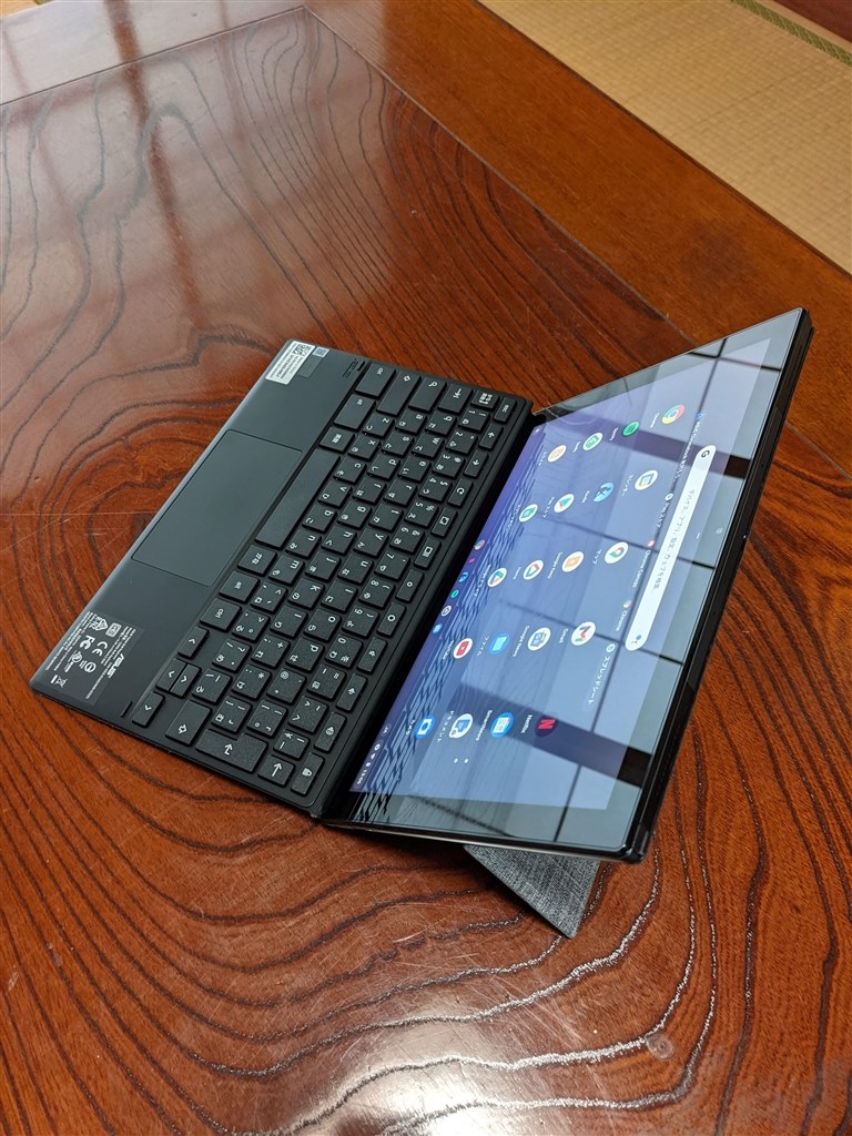 初めてのchromebook』 ASUS Chromebook Detachable CM3 CM3000DVA