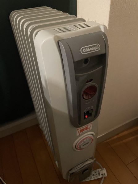 デロンギ H770812EFSN-GY [ホワイト+ミディアムグレー] 価格比較