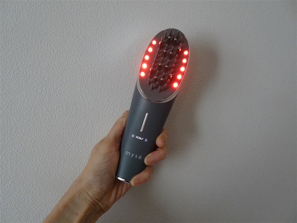 痛みも少ない！ブラシ型で頭皮と顔をケアするEMS美顔器』 ヤーマン