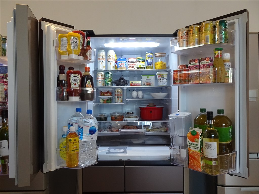 断熱構造の進化で設置面積は変わらないのに30Lの容量アップ！』 三菱