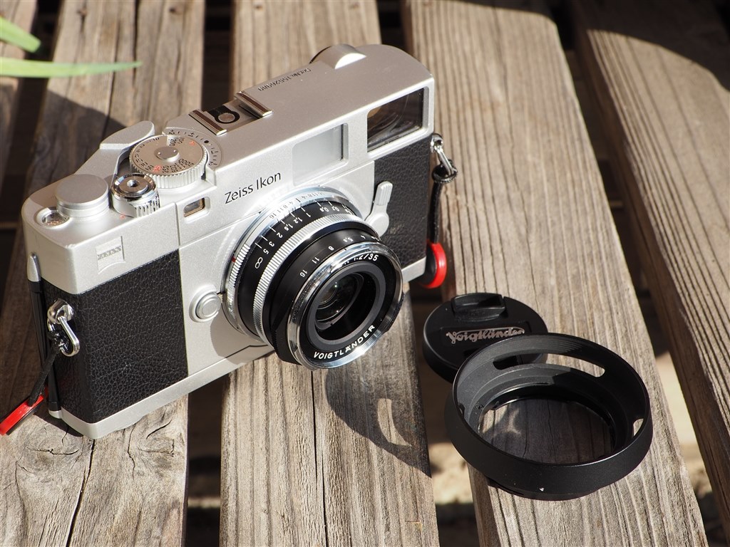 小さいけれど存在感あり』 コシナ フォクトレンダー ULTRON vintage