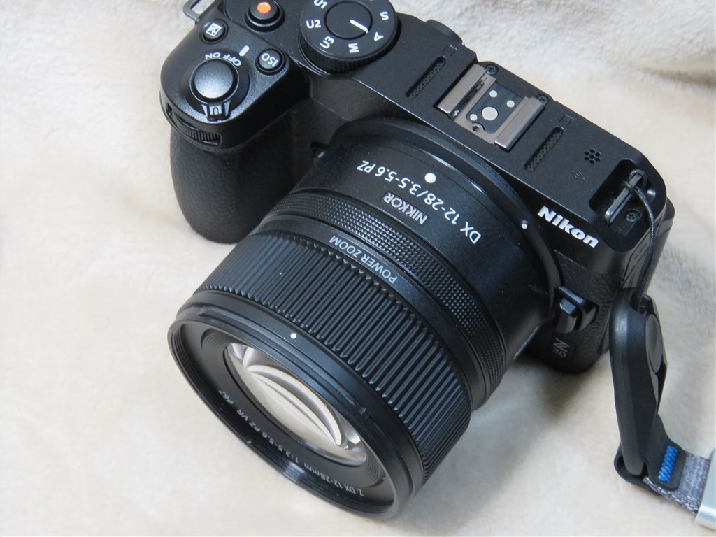 フードは別売でした』 ニコン NIKKOR Z DX 12-28mm f/3.5-5.6 PZ VR