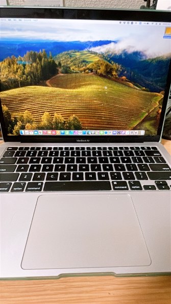 Apple MacBook Air 13.3インチ Retinaディスプレイ Late 2020・M1