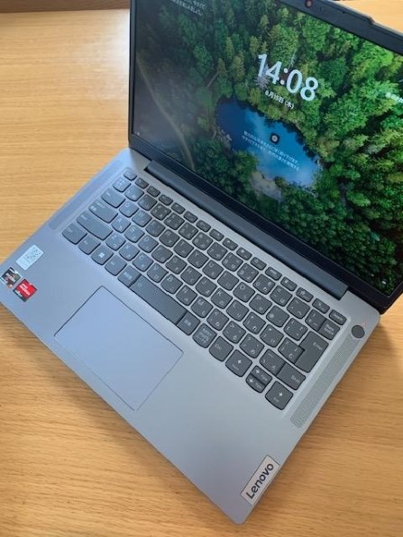 Lenovo IdeaPad Slim 3 Gen 8 AMD Ryzen 7 7730U・16GBメモリー・512GB