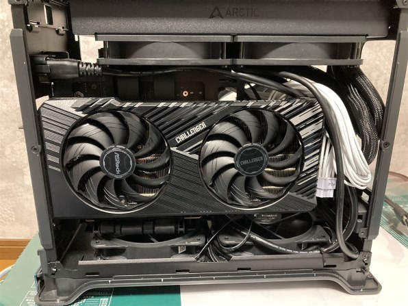 Fractal Design Era 2 FD-C-ERA2N-02 [チャコールグレー] 価格比較