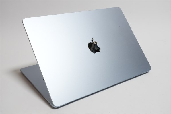 Apple MacBook Air 15.3インチ Liquid Retinaディスプレイ MW1K3J/A