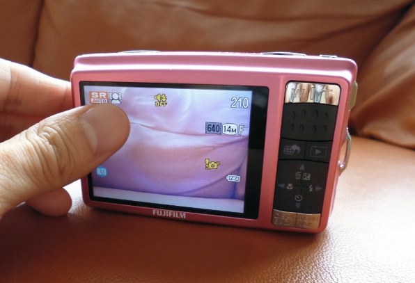 富士フイルム FinePix Z800EXR [ピンク]投稿画像・動画 - 価格.com