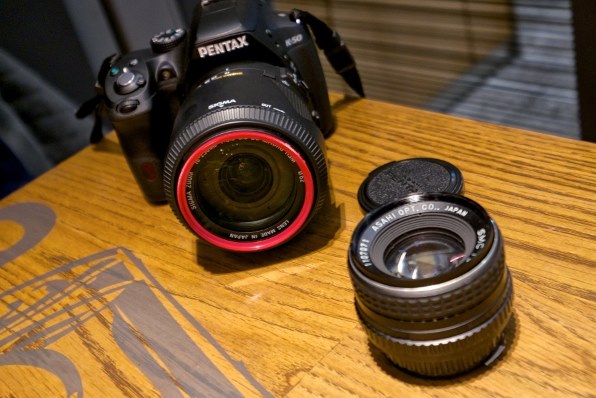 ペンタックス PENTAX K-50 ダブルズームキット [ホワイト] レビュー