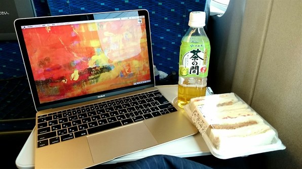 Apple MacBook 1100/12 MK4M2J/A [ゴールド] 価格比較 - 価格.com