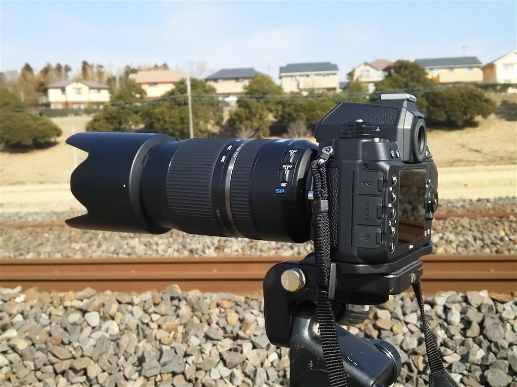 1本あれば重宝する、超ハイC/Pの優良望遠ズーム』 TAMRON SP 70-300mm