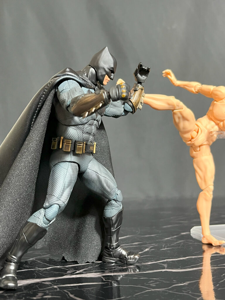 レビュー】マフェックス No.222 MAFEX BATMAN(ZACK SNYDER'S JUSTICE
