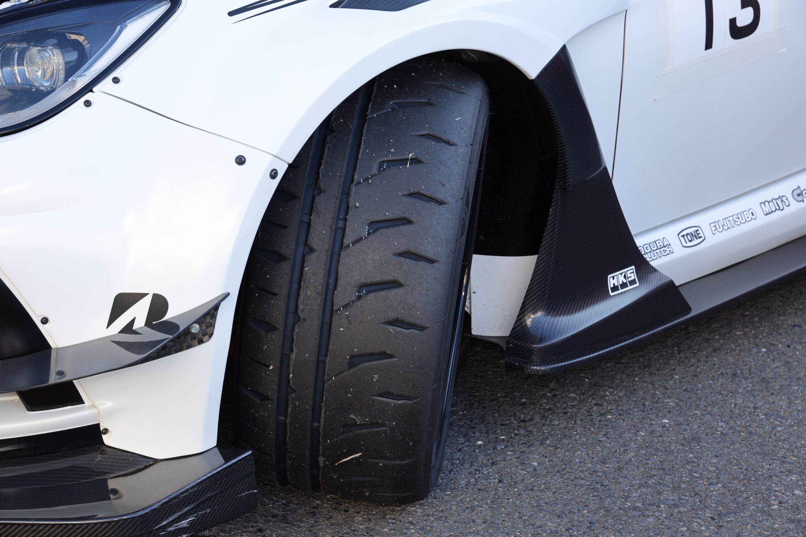 筑波スーパーバトルで投入された新作タイヤ『POTENZA RE-71 RZ』の実力