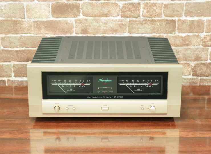 美品】Accuphase P-4200 中古 STEREO POWER AMPLIFIER 90W / 8Ω STEREO