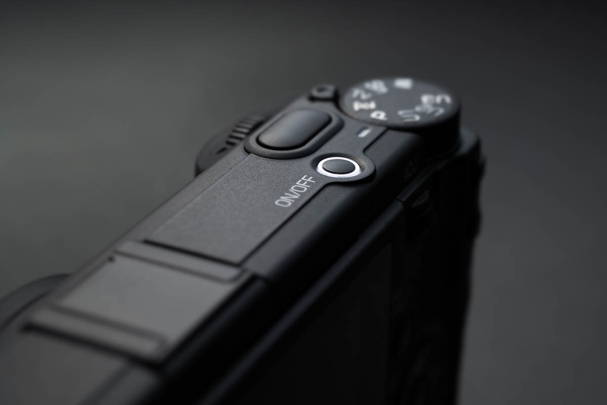 RICOH GR IV Monochrome【1年保証】 | リコーイメージングストア