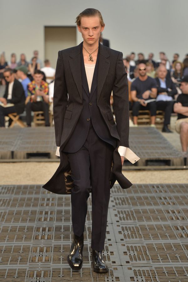 ALEXANDER McQUEEN（アレキサンダー・マックイーン）」2019年春夏