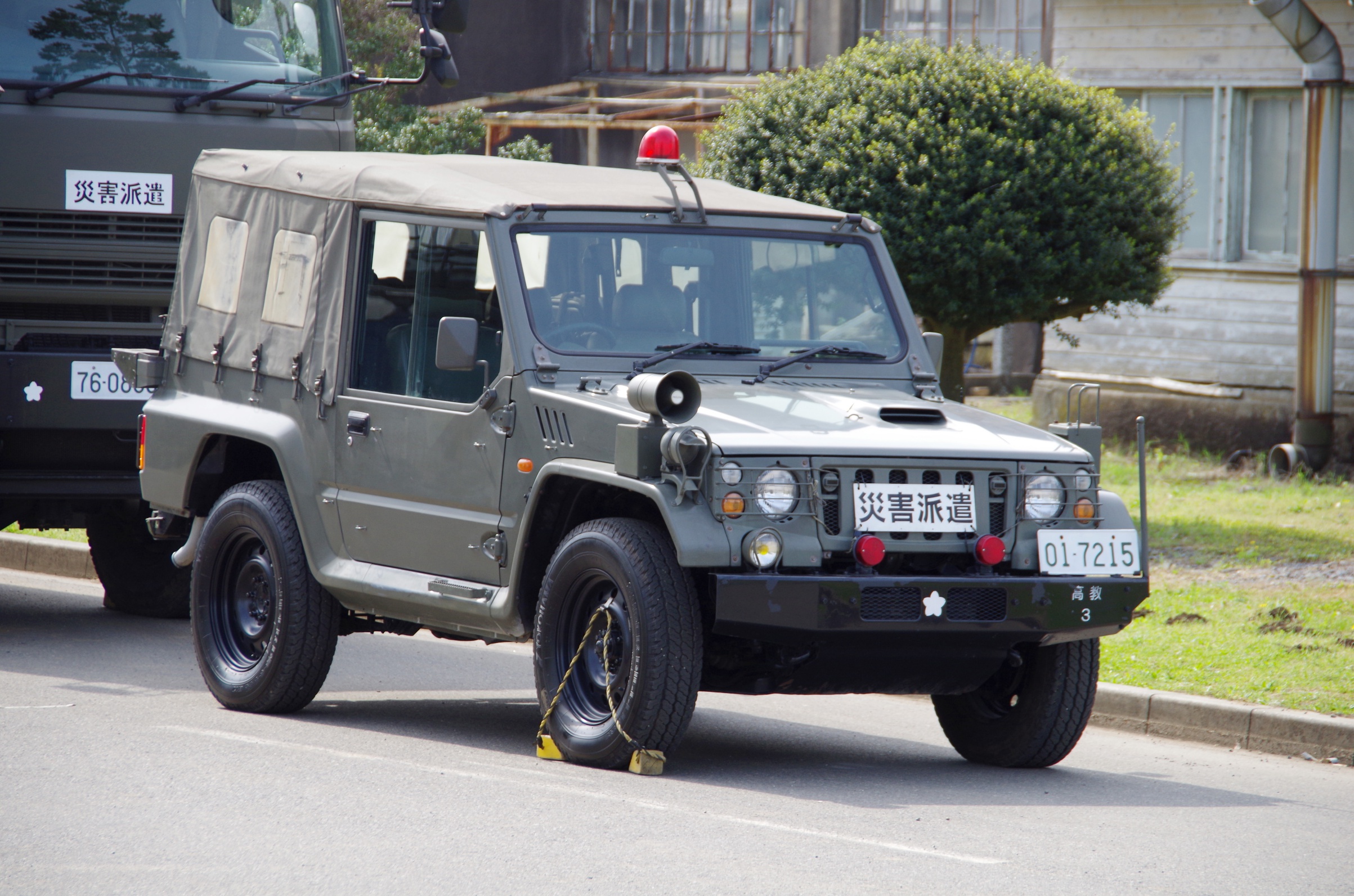 1/2tトラック（73式小型トラック）｜パジェロ・ジープ｜陸上自衛隊