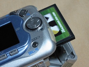 デジタルカメラ：ニコン クールピクス2500について その1