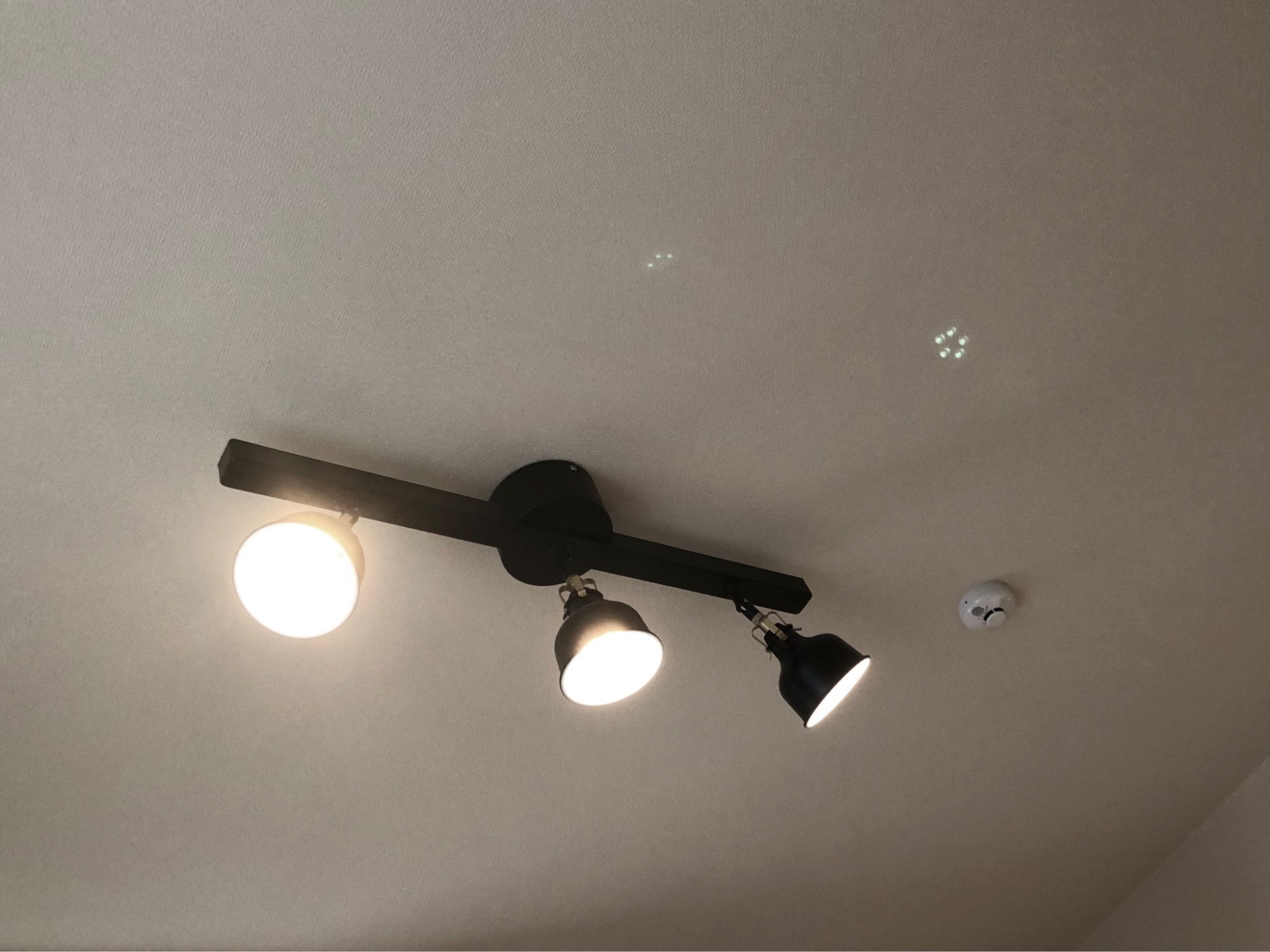 IKEA イケア シーリングトラック スポットライト3個 ブラック 黒