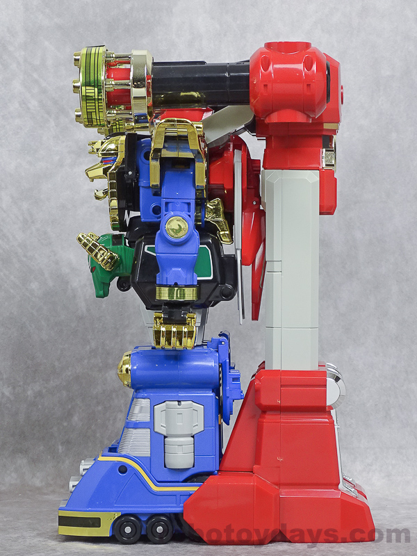 DX レッドパンチャー (Red Puncher) レビュー | RoboToyDays