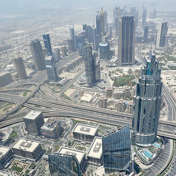 ドバイ】世界一高いビル『ブルジュ・ハリファ』に行ってみた / 展望台