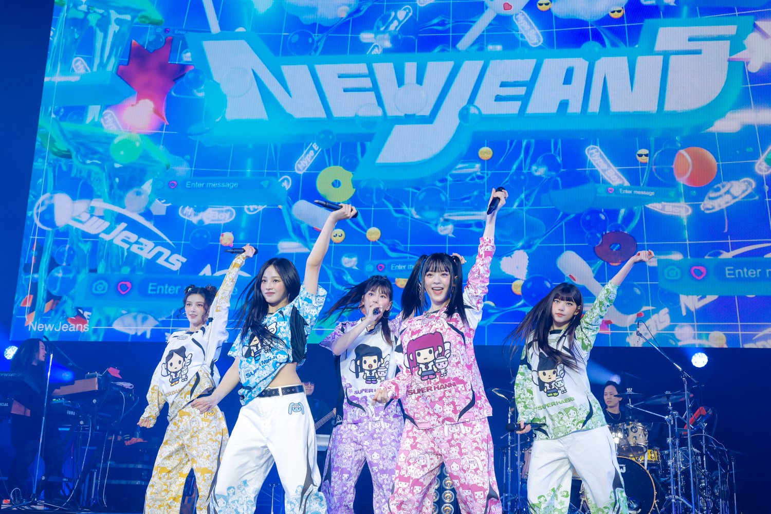 NewJeans - COUNTDOWN JAPAN 24/25 ライブ写真＆セットリスト｜音楽