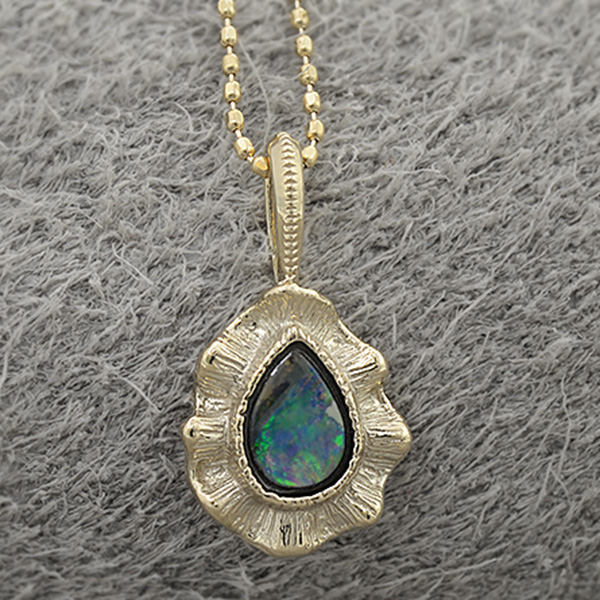 限定再販 ボルダーオパールペンダントトップ「レース」 PT900 K18 K10