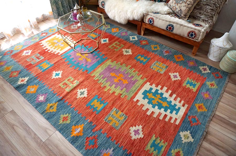 世界に一つだけの手織りキリム - Rugmore（ラグモア）｜ラグと