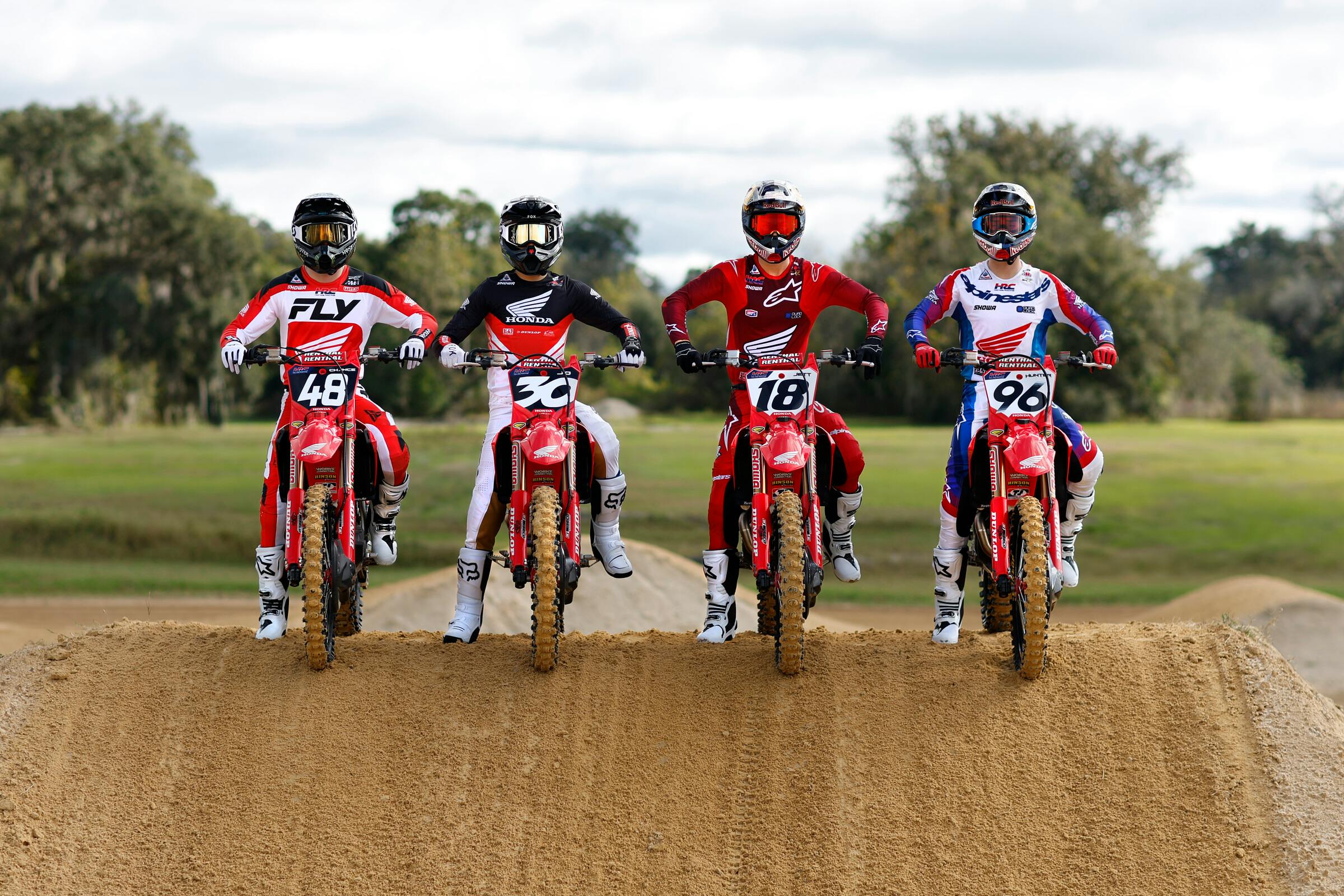 278986_e8a9935.jpg?auto=format