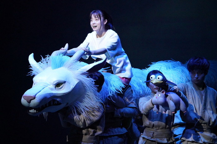 橋本環奈＆上白石萌音が再演、舞台「千と千尋の神隠し」1年ぶり名古屋