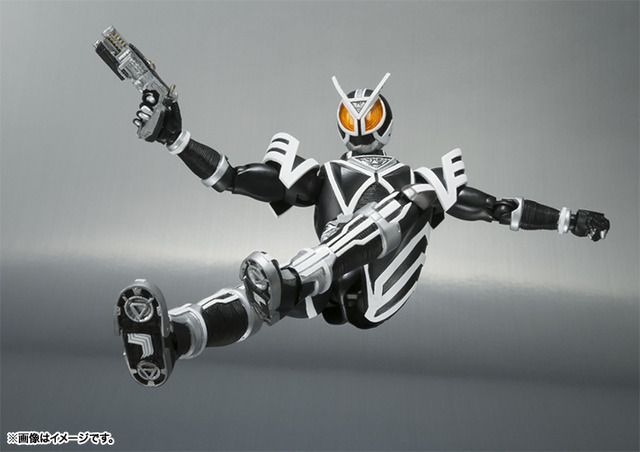 仮面ライダー555」ファイズ、カイザ、そして「デルタ」がS.H.Figuarts