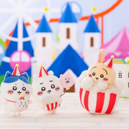 手のひらに収まる愛らしさ！「ちいかわ」切ない顔で誘う“モモンガ”と