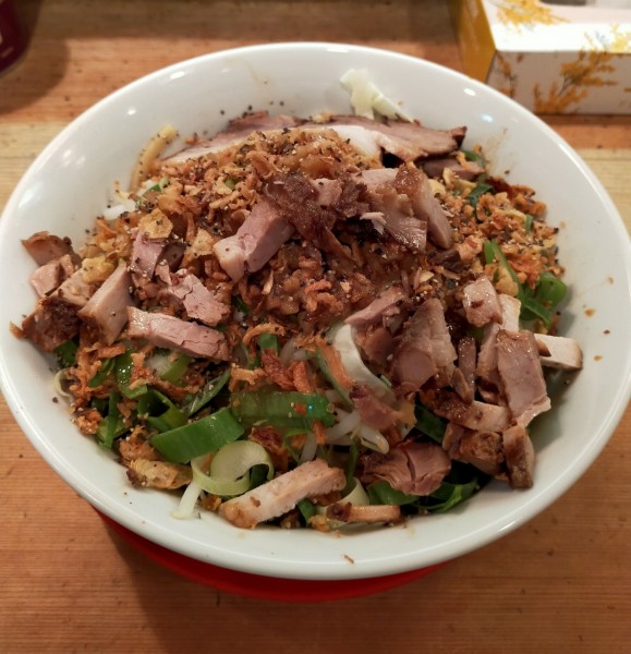 汁なし(250g)750円』らーめんやまちゃんのレビュー | ラーメンデータベース