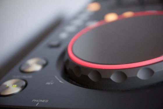 Review: Pioneer DDJ-S1 - DJ TechTools