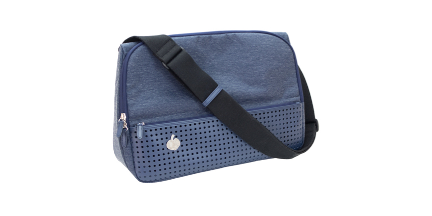 限定カラーの『ひらくPCバッグ』をAppBank Storeとアスキーストアで