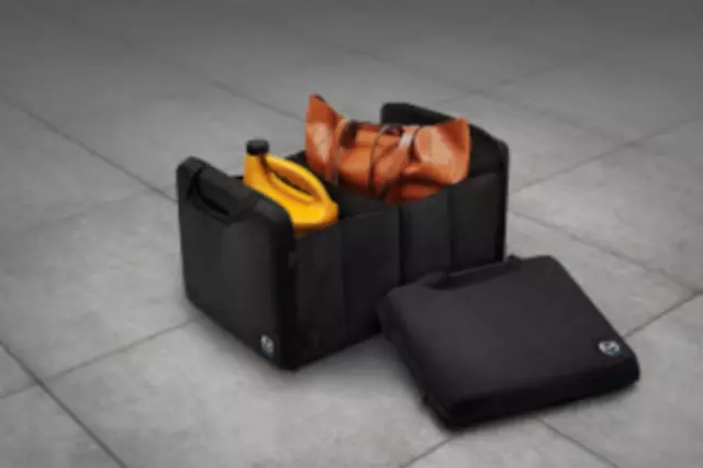 C9N1-V0-570 - Collapsible Cargo Carrier - 2022-2025 Mazda | Mazda Swag