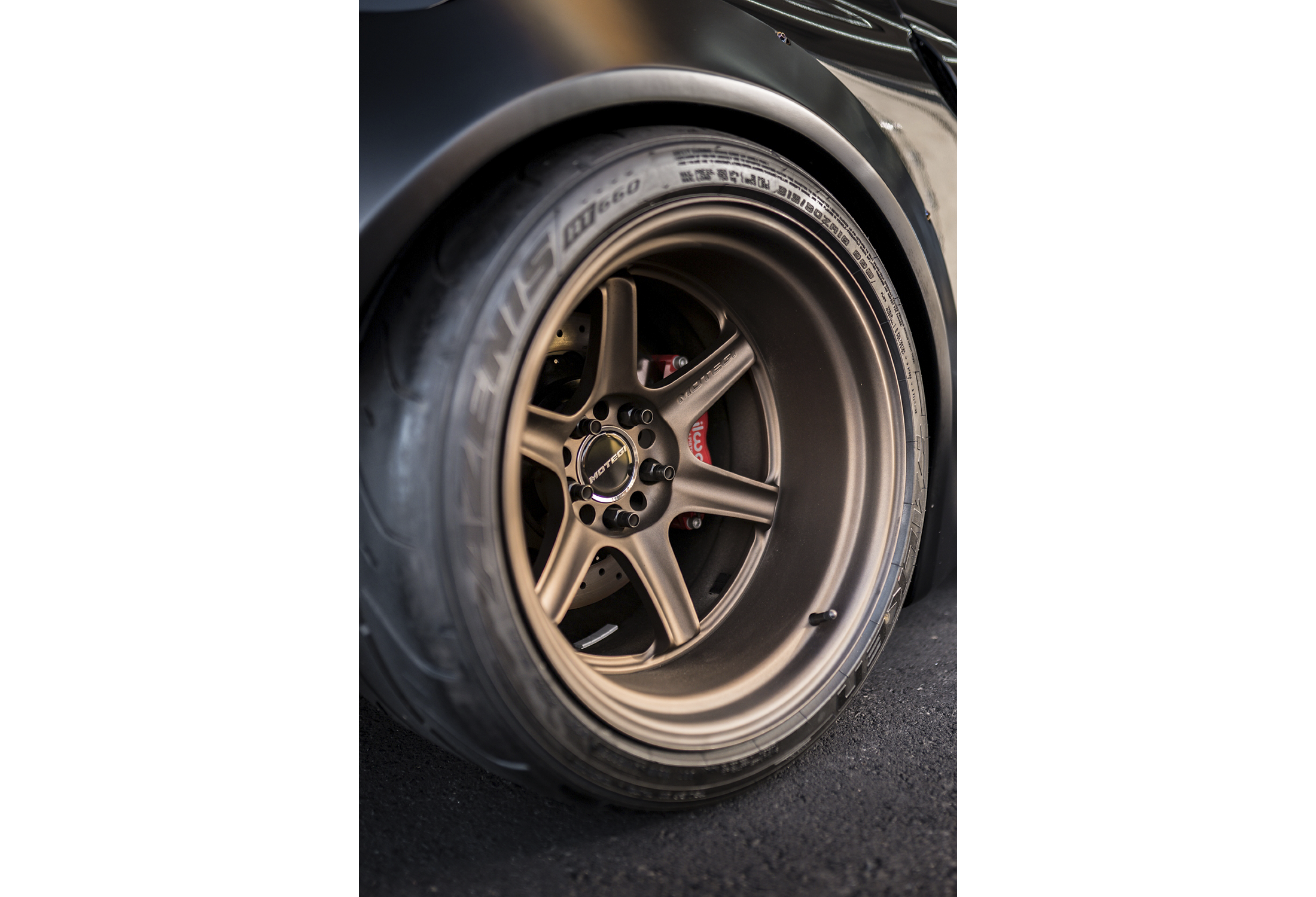 2023 Nissan Z - Motegi MF418 EXO6 - Custom | Motegi Wheels