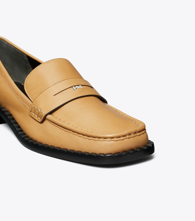 スクエアトゥ ローファー: レディース フラット | Tory Burch JP