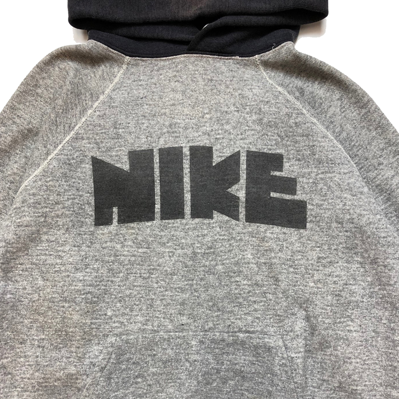 Used】 USA製 NIKEナイキ ゴツナイキ 染み込みプリント ツートン