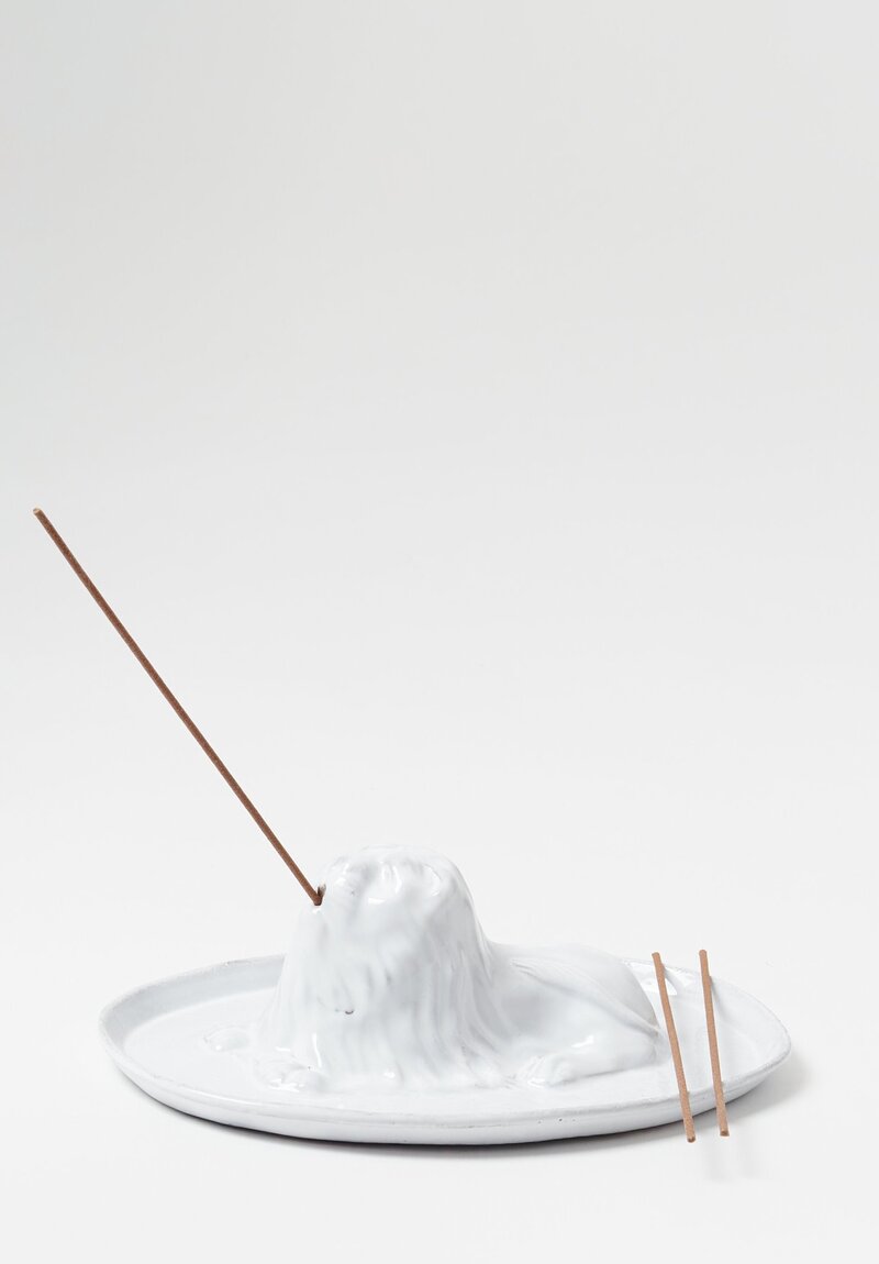 Astier de Villatte Large Lion Incense Holder in White | Santa Fe