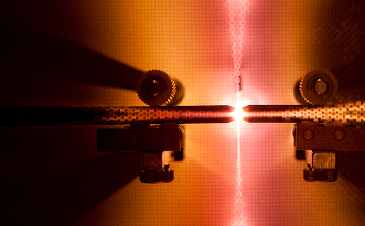 サナモアカーボン | 株式会社東京光線メディカル