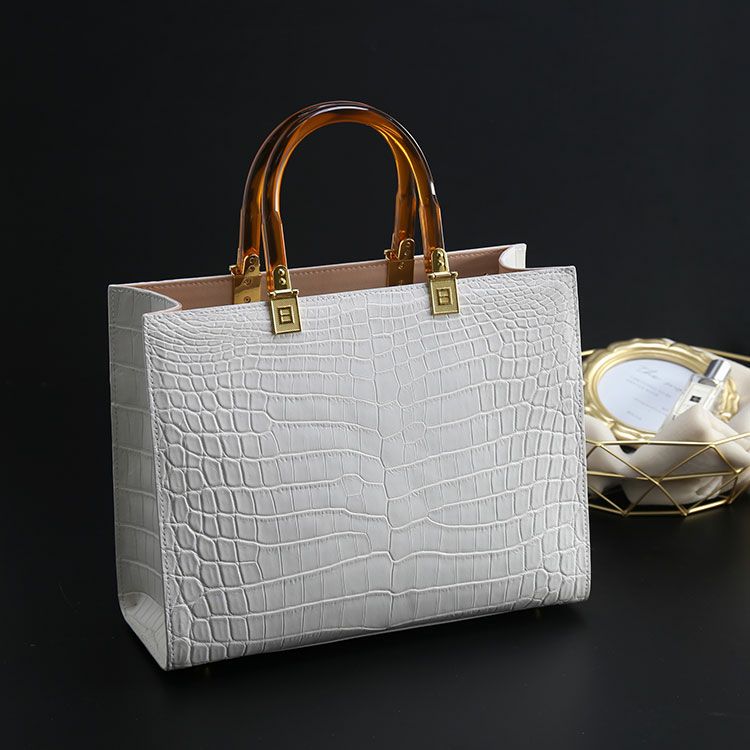 000000004478-21.jpg?size=l&w=